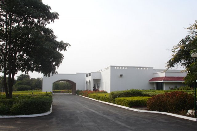 23guesthouse_jamnagar_02